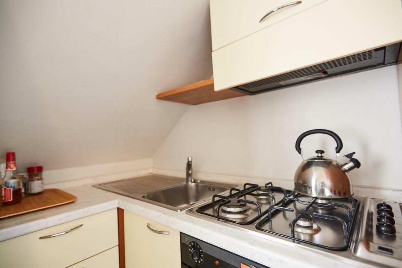 Guesthost - Con Balcone Per 2 Persone Apartment